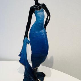 Petite dame au Fourreau