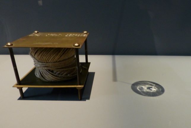 Marcel Duchamp,À bruit secret, 1916 - 1964