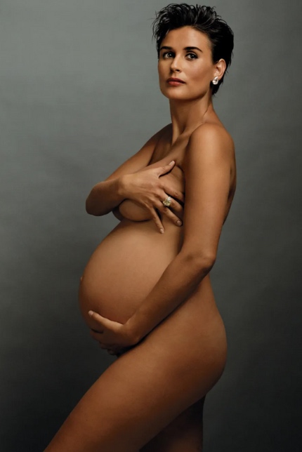 Annie Leibovitz, Demi Moore, 1991, L'une des 10 meilleures photos de Leibovitz proposées par Artsper.