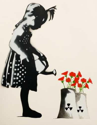 Parenteau-Denoel & Mofart'z, Little girl with a watering can, 2021 © Artsper
gallery wall