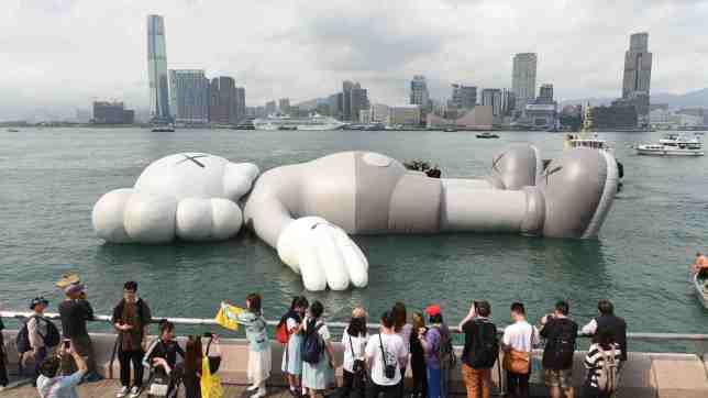 Companion Holiday, réalisé en 2019 pour Art Basel Hong Kong